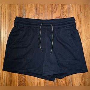 COLUMBIA- Women’s Black Sportswear Shorts. Size XS. Barely Worn.